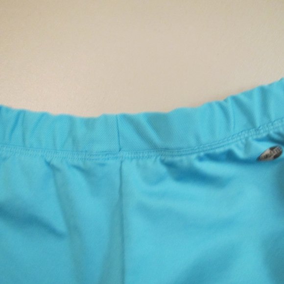 Blue Adidas Capris Size Small - Picture 5 of 6